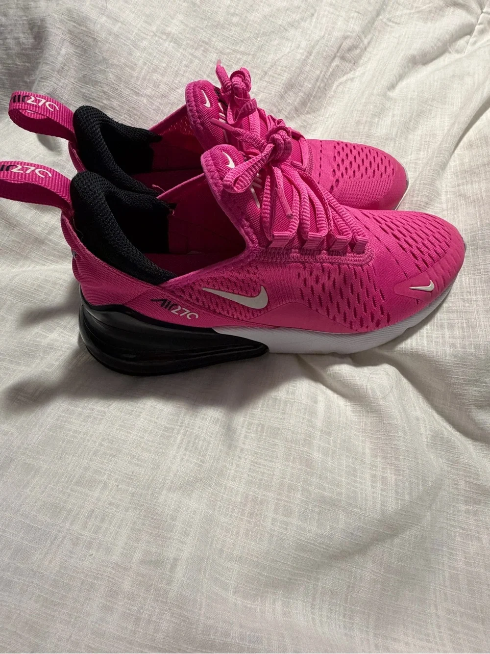 Nike Women’s Vibrant Pink Athletic Sneakers
